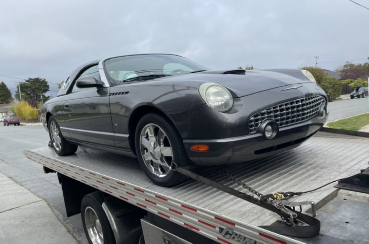Wallys Towing